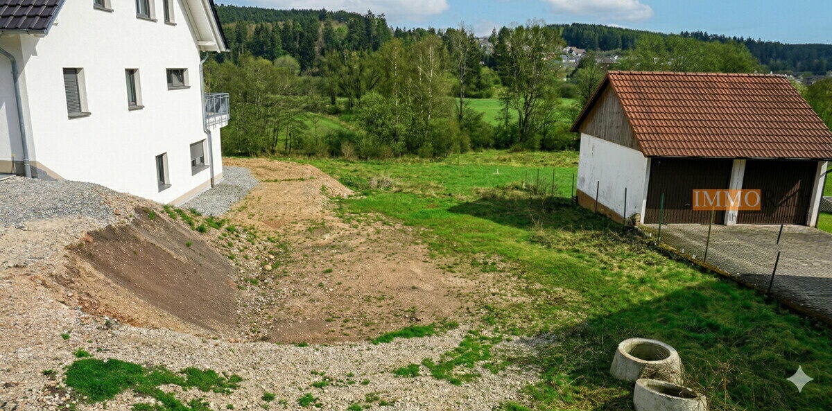 IMMORath.de - Großzügiges Baugrundstück in naturnaher Lage