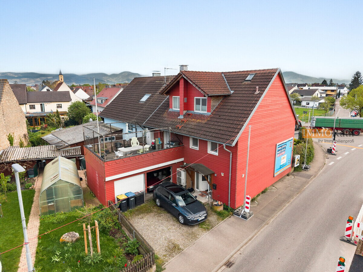 IMMORath.de - Gepflegte Doppelhaushälfte mit Garage in Hartheim
