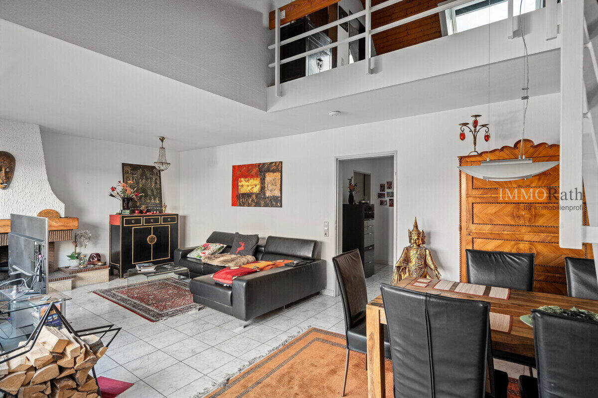 IMMORath.de - Lichtdurchflutete Maisonettewohnung mit Balkon