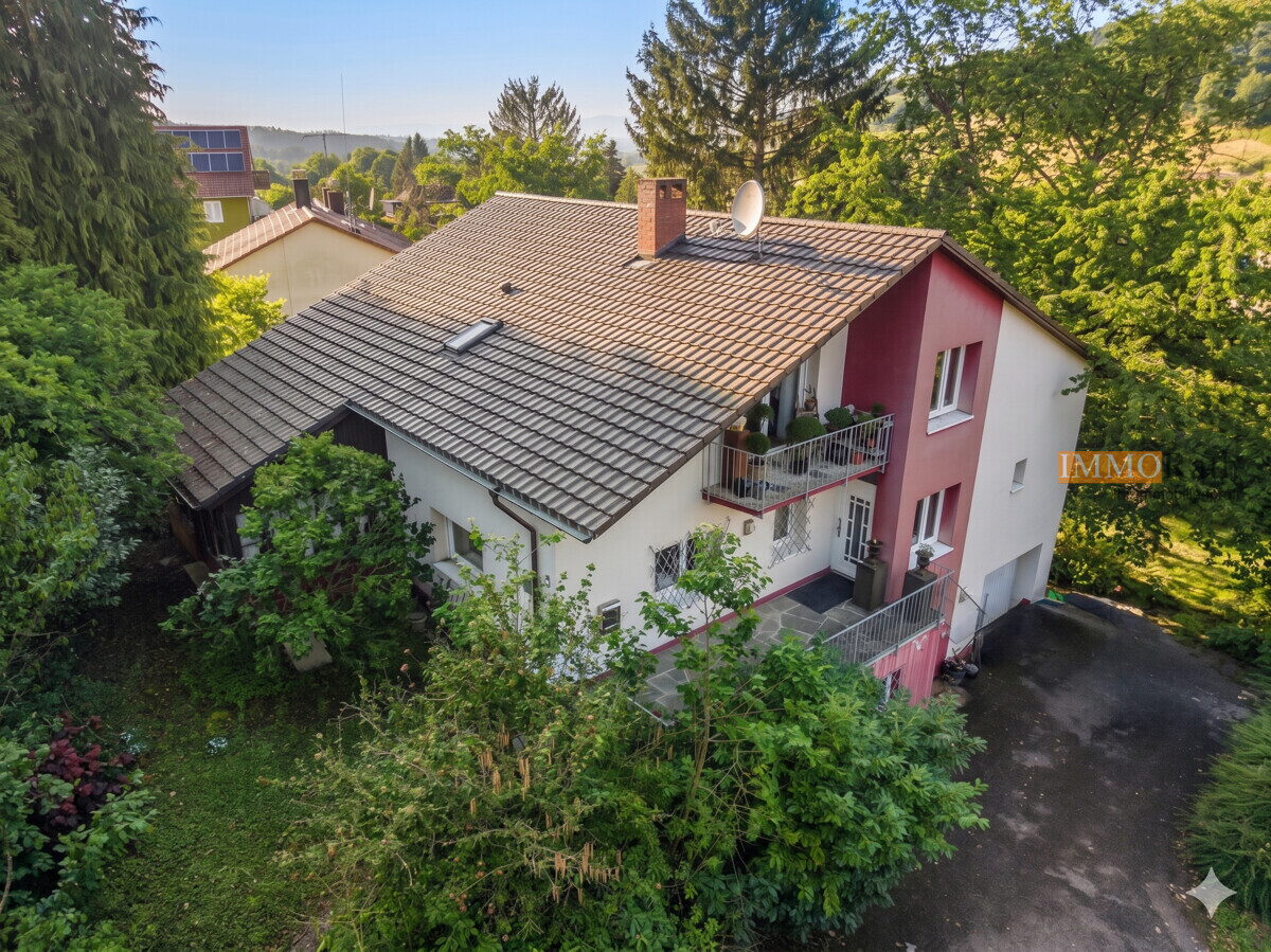 IMMORath.de - Großzügiges Zweifamilienhaus mit Potenzial auf weitläufigem Grundstück - Foto 2