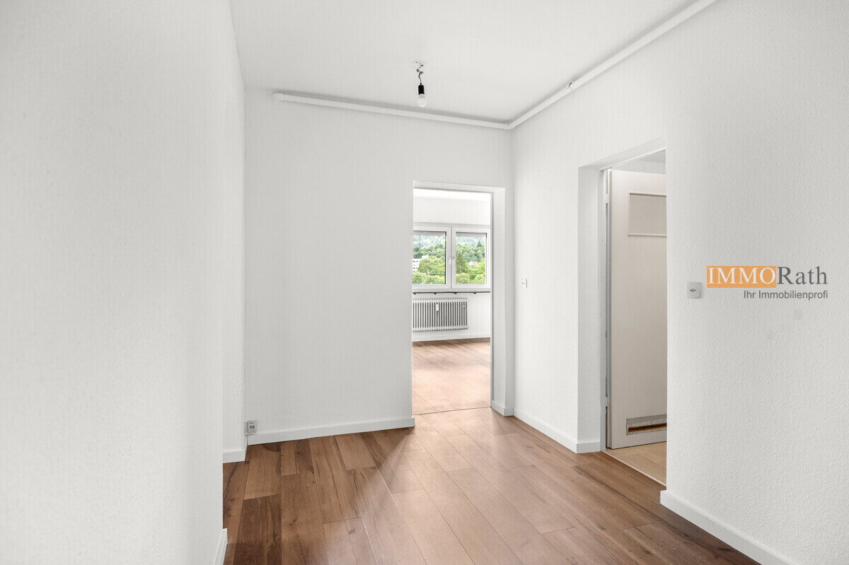 IMMORath.de - Helle 2-Zimmer-Wohnung mit Ausblick in Freiburg - Foto 2