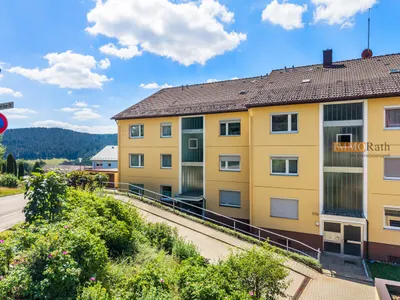 IMMORath.de - 2,5-Zimmer Wohnung mit Balkon und einzigartigem Ausblick