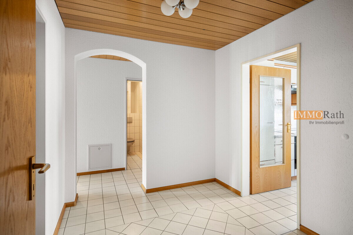 IMMORath.de - Helle 3-Zimmerwohnung mit zwei Stellplätzen - Foto 2