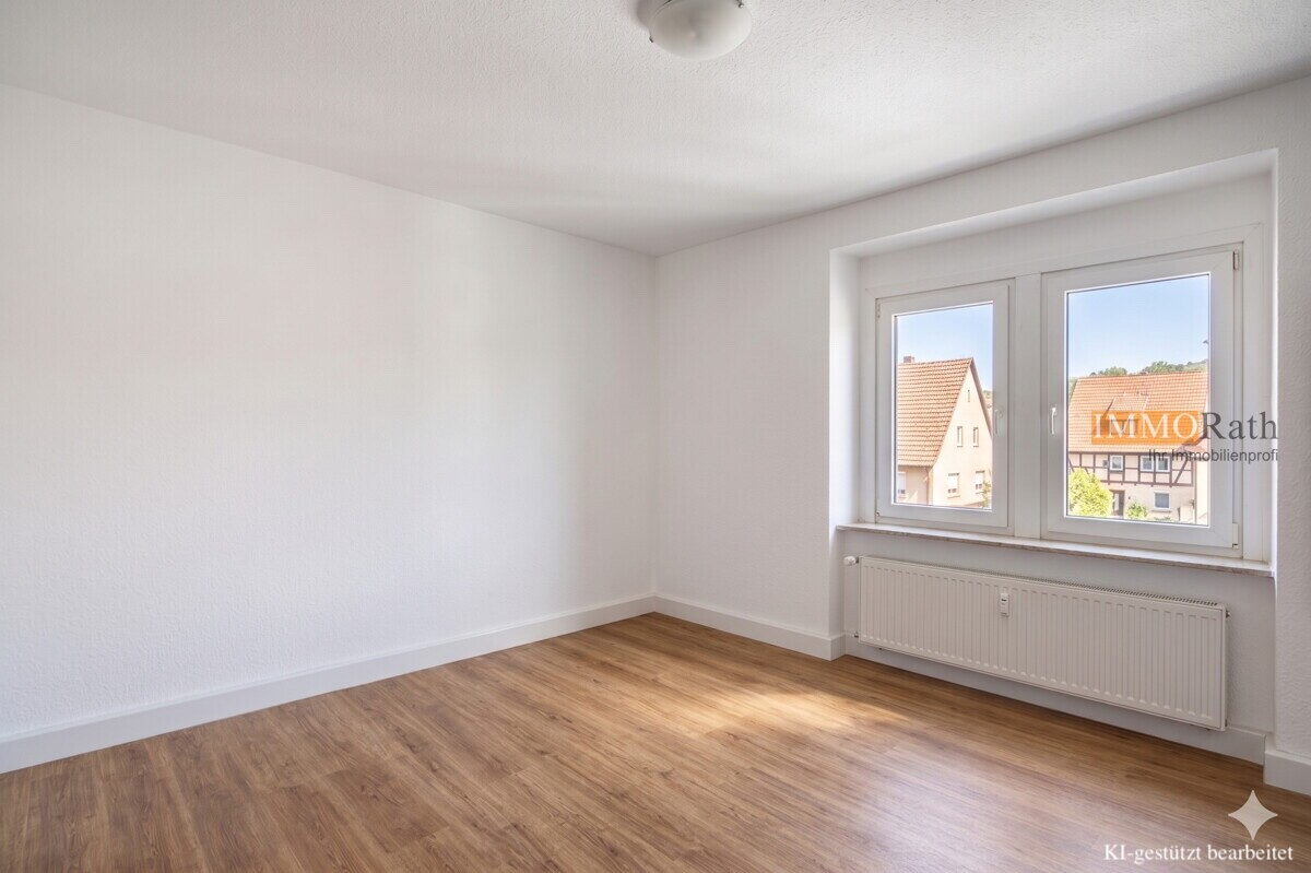 IMMORath.de - Attraktive 4-Zimmer-Wohnung mit Garten und Stellplatz - Foto 3