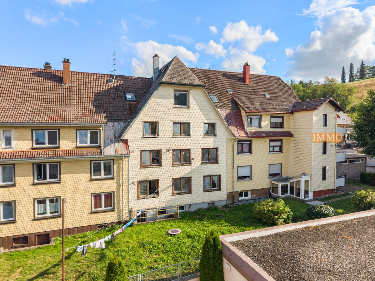 IMMORath.de - Mehrfamilienhaus mit viel Potential - Foto 2