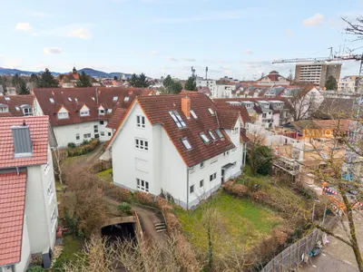IMMORath.de - Lichtdurchflutete Wohnung mit Balkon und Tiefgaragenstellplatz