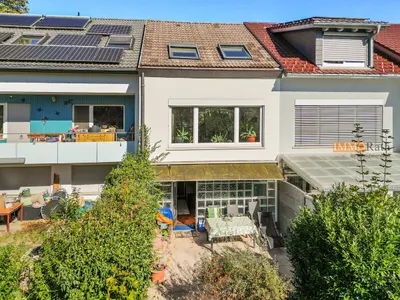IMMORath.de – Attraktive Doppelhaushälfte mit Innenpool, Sauna und Garten
