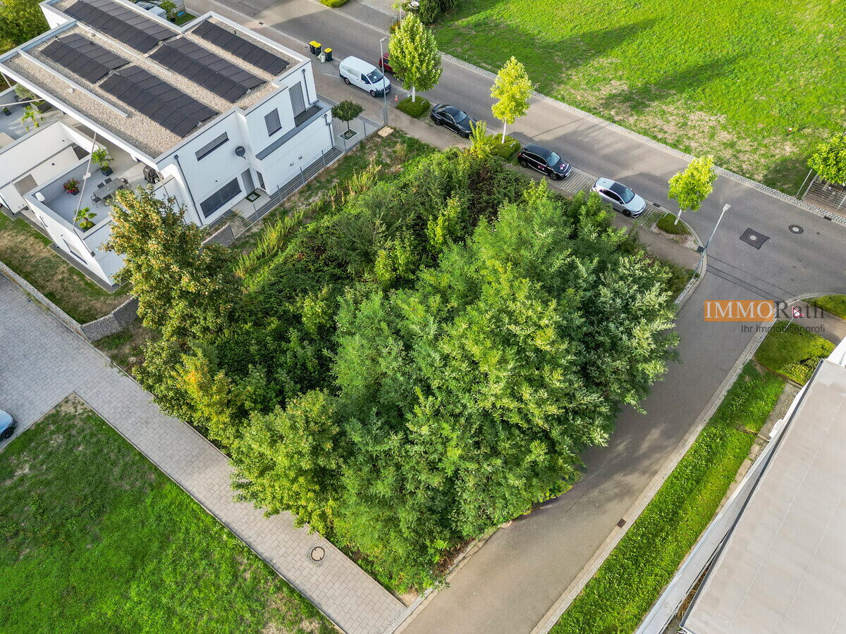 IMMORath.de - Großzügiges Grundstück in zentraler Lage - Arbeiten und Wohnen! - Foto 2