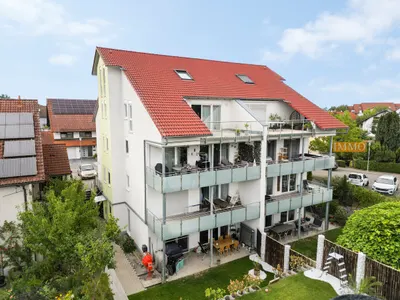 IMMORath.de - Großzügige Maisonettewohnung mit 5 Zimmern und Balkon mit Aussicht