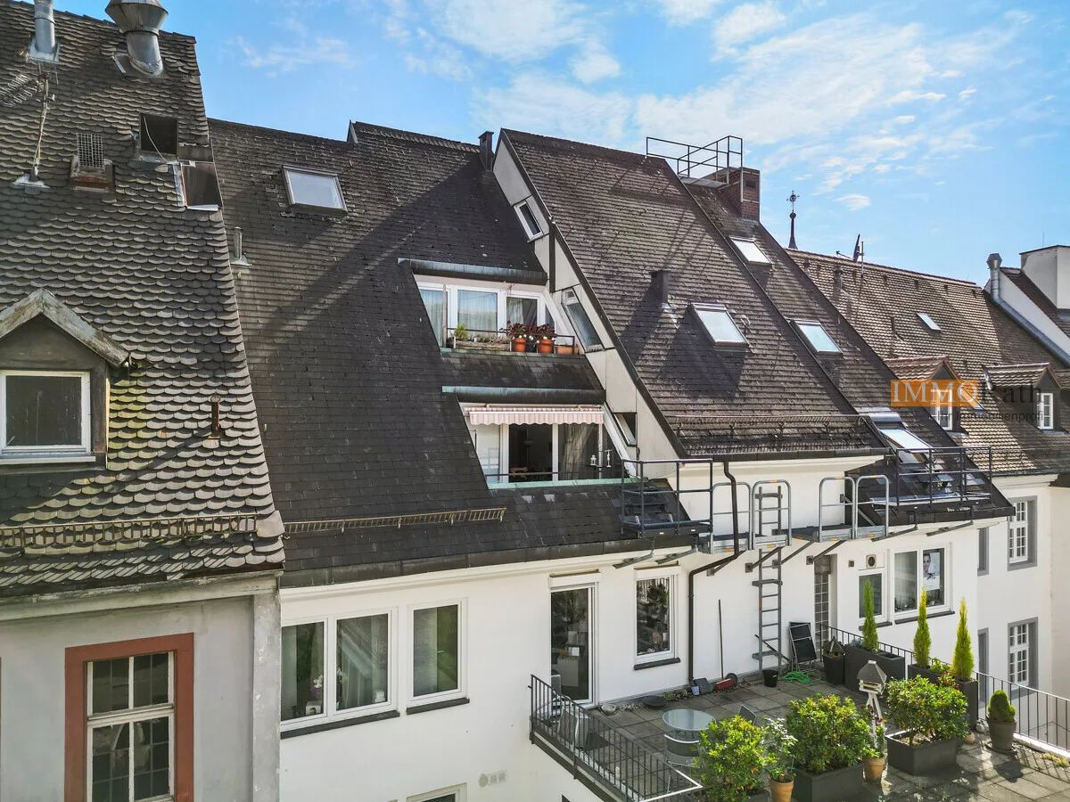 IMMORath.de - Bezugsfreie Wohnung im Zentrum mit Balkon